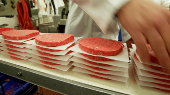 Új trend: kevesebb hús lesz a húsban