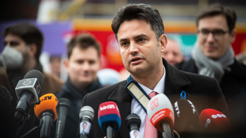 Márki-Zay Péter vitára hívta Orbán Viktort