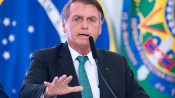 Budapestre látogat az oltásellenes brazil elnök, Bolsonaro