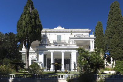 Gyönyörű Sissi palotája Korfun: fia halála utáni bánatában építtette a pompás menedéket