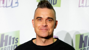 Robbie Williams elárulta, hogyan javította teljesítményét az ágyban