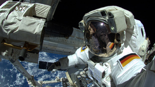 Több mint 23 ezren jelentkeztek űrhajósnak
