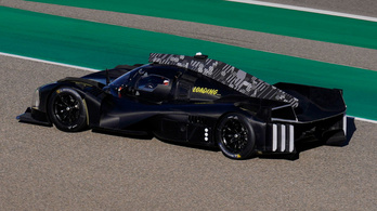 Már tesztelik a Peugeot Le Mans-i versenygépét