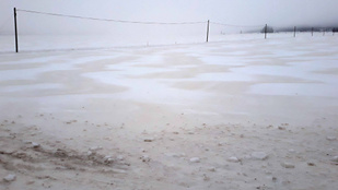 Leesett a hó a Szaharában