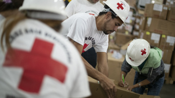 Feltörték a Vöröskereszt adatbázisát, félmillió emberről már mindent tudnak