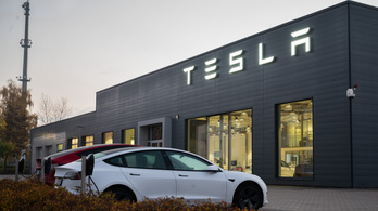 A Tesla új Superchargert nyit Magyarországon