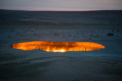 50 éve ég a türkmenisztáni pokol kapuja: nézd meg képeken, milyen fenséges látványt nyújt a Darvaza-kráter