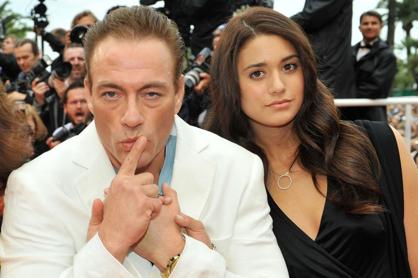 Jean-Claude Van Damme 32 éves lánya irtó dögös nő: fotókon a ritkán látott Bianca