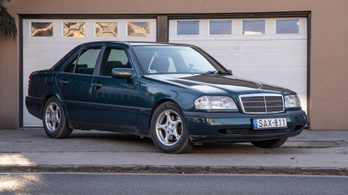 Erőmérő: Mercedes-Benz C230 Kompressor – 1995.
