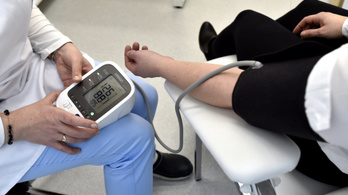 Regisztrációhoz kötnék a vérnyomásmérő és más orvostechnikai eszközök árusítását