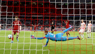 A Lipcsének nem volt ellenszere a Bayern letámadására