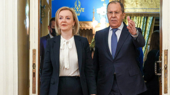 Mintha a néma és a süket beszélgetne – így írta le találkozóját az orosz külügyér brit hivatali kollégájával