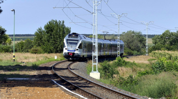 Jelentős átmeneti változásokra kell számítani a dél-balatoni vasúti közlekedésben