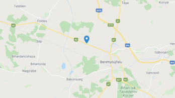 Kamionnal ütközött két autó Berettyóújfalunál, négyen megsérültek