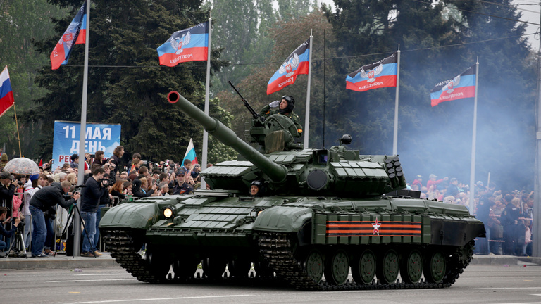 Az orosz civilek is készülnek a háborúra, Moszkva kiprovokálhatja az ukrán támadást