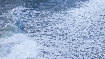 Negyven méternél magasabb, rekordméretű hullámot mértek Izlandon