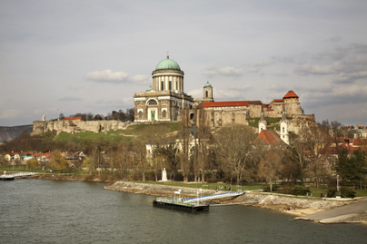 A Duna vagy a Tisza partján fekszik Esztergom? 8 műveltségi kvízkérdés a folyómenti városokról