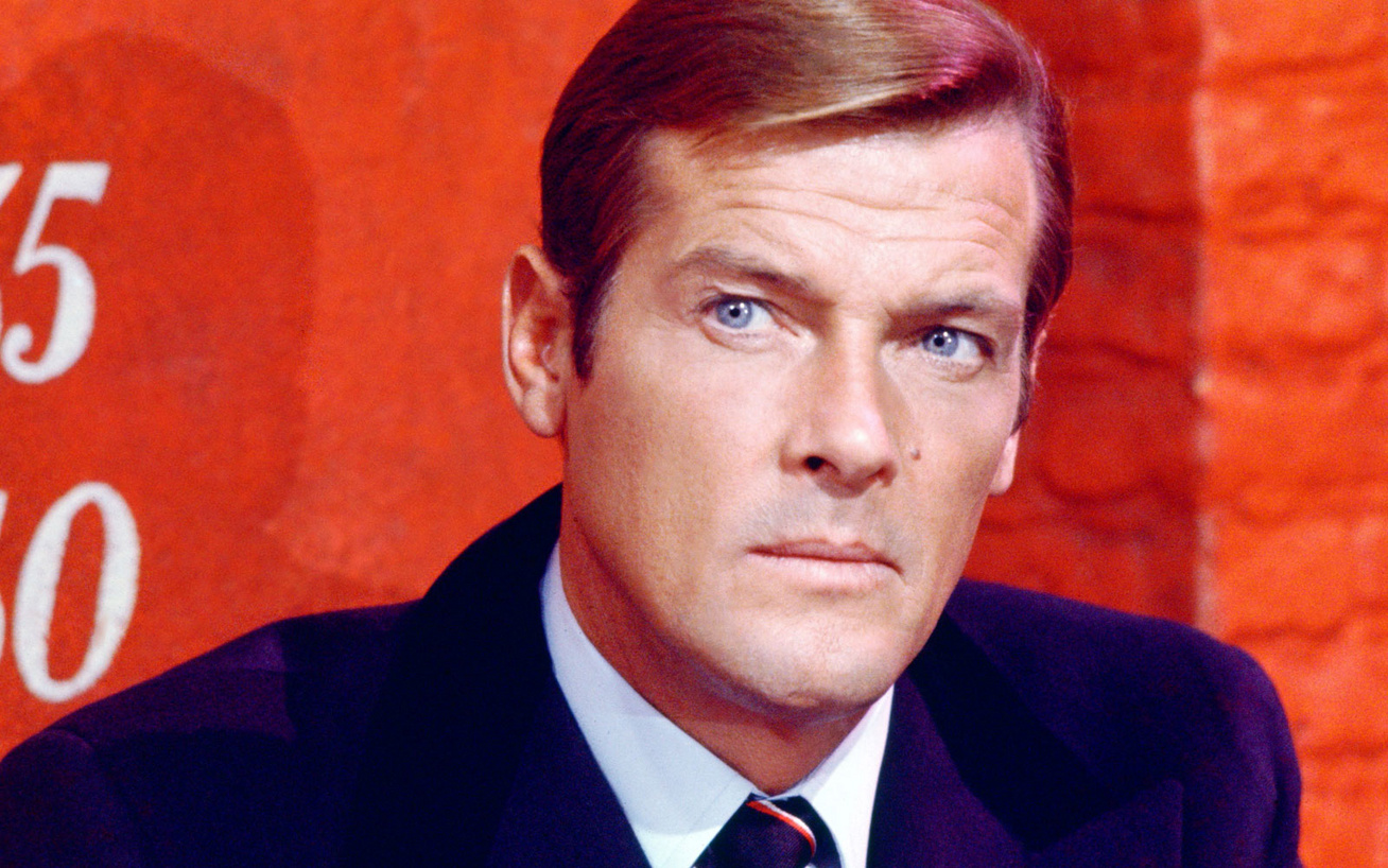 roger-moore-cover