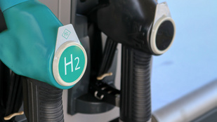 Japán szerint a folyékony hidrogén lesz a jövő üzemanyaga