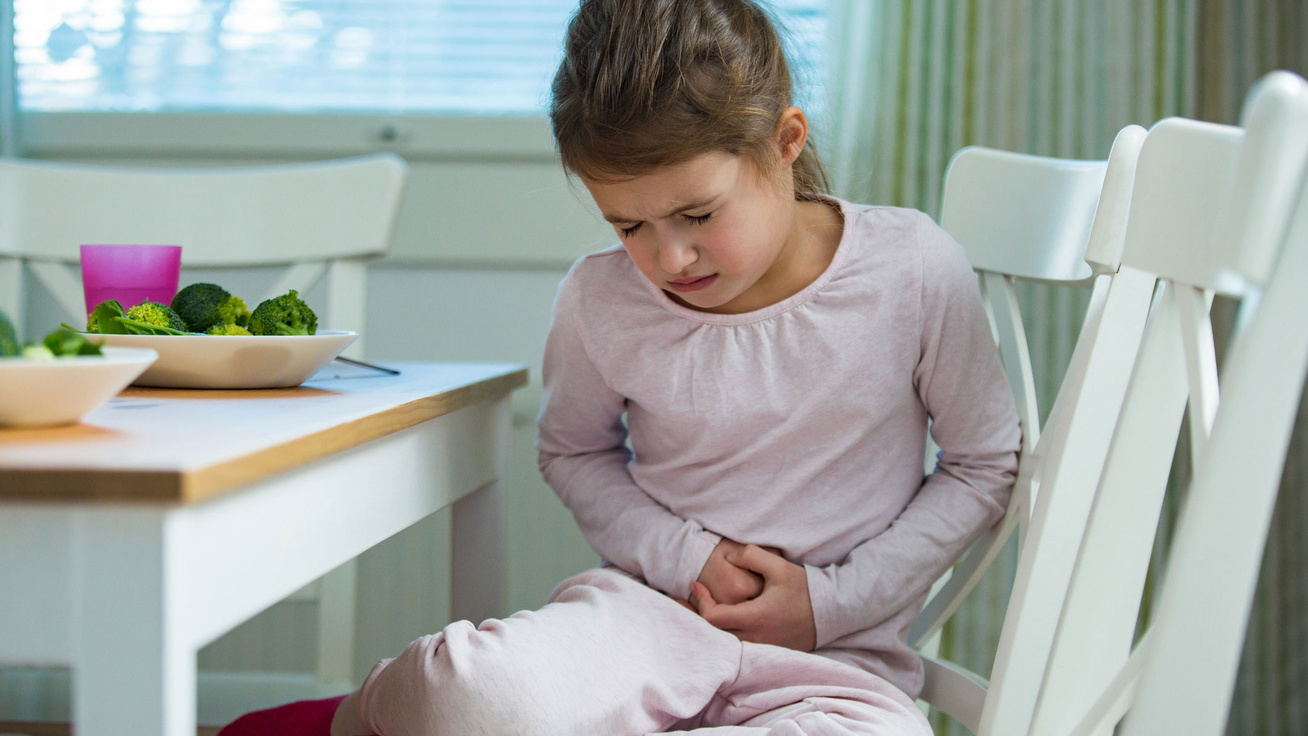 Puffadás, hasmenés, hasi korgás: a tejcukor-intolerancia tünetei és vizsgálata gyerekeknél
