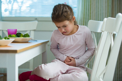 Puffadás, hasmenés, hasi korgás: a tejcukor-intolerancia tünetei és vizsgálata gyerekeknél