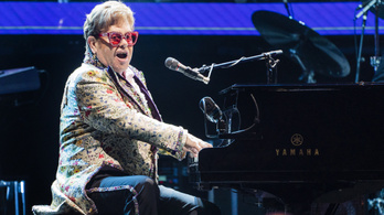 Kényszerleszállást hajtott végre Elton John magángépe