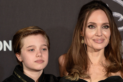Angelina Jolie 15 éves lányáról posztolt: a tinédzser Shiloh le sem tagadhatná szüleit
