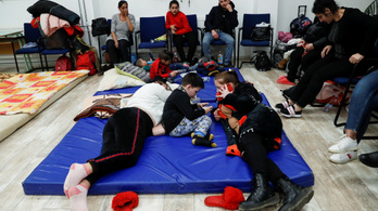 Záhonyi polgármester: Két nap alatt 1600 menekült érkezett Ukrajnából
