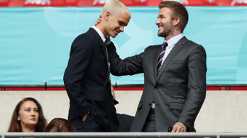 Édesapjuk sikereit ostromolják David Beckham fiai