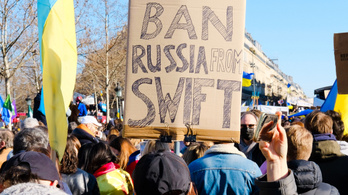 Bevetik a SWIFT fegyverét Moszkva ellen, de nem akarnak letarolni minden bankot