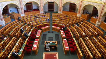 Összehívná az ellenzék az orosz–ukrán konfliktus miatt az Országgyűlés rendkívüli ülését