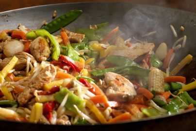 Színpompás serpenyős csirkemell kevés kalóriával - Sokféle zöldségből az igazi