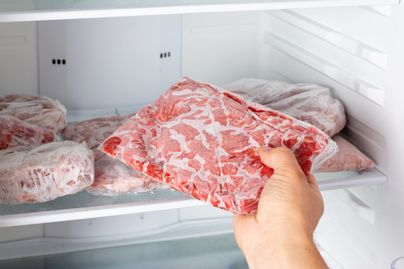 Meddig jó a lefagyasztott hús? Ennyi idő után már ne használd fel