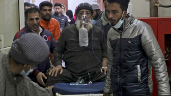 Zsúfolt piacon robbantottak, egy ember meghalt, többen megsérültek Indiában