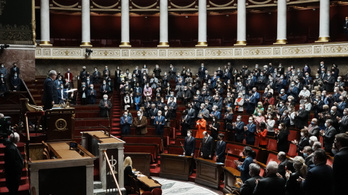 Tucatnyi jelölt indulhat az elnökségért Franciaországban