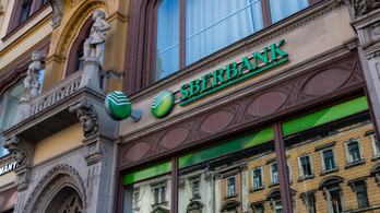 Megkezdték a kártalanítások kifizetését a Sberbank-ügyfeleknek
