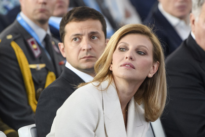 Ő Zelenszkij felesége: Olena a legfőbb támasza az ukrán elnöknek