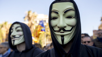 Az Anonymus-maszkos alak visszatért, és izgalmas napokat ígér
