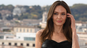 Angelina Jolie: A gyermekek isszák meg a levét a háborúnak