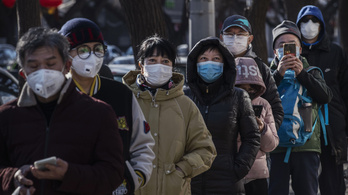 Kínában több mint egy év után ismét halálos áldozata volt a koronavírusnak