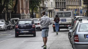 Magyarországon 30-40 ezer rollert használhatnak közlekedési eszközként