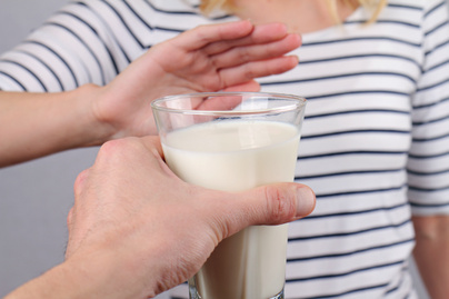 Csontritkulás és izomgörcsök ellen is fontosak: ha nem iszol tejet, ezekre a tápanyagokra különösen figyelj
