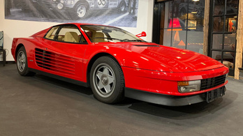 Ez a Ferrari maga a megtestesült nyolcvanas évek