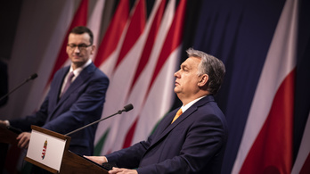 Mateusz Morawiecki kiállt Orbán Viktor mellett