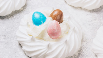 Citromkrémes nyuszifészek-pavlova – Mai kedvenc húsvéti édességünk