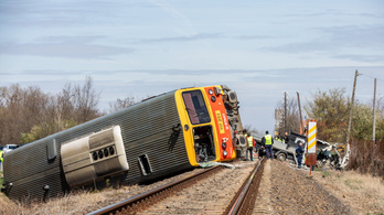 A mozdonyvezető minden szabályt betartott az öt halálos áldozatot követelő vonatbalesetben