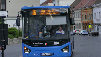 Újra a megszokott helyéről indul a 16-os busz a Széll Kálmán téren