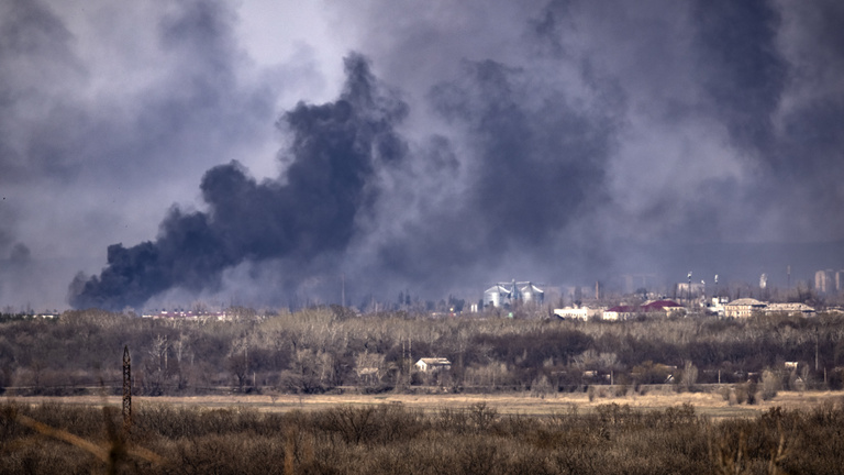 Példátlan kegyetlenségű csatára készülnek Donbászban