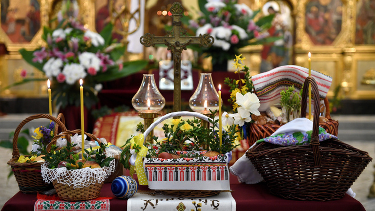 Az ortodox ismerősök húsvéti köszöntésével egy hetet még várni kell