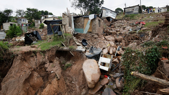 Már mintegy négyszázan haltak meg az árvizekben Dél-Afrikában